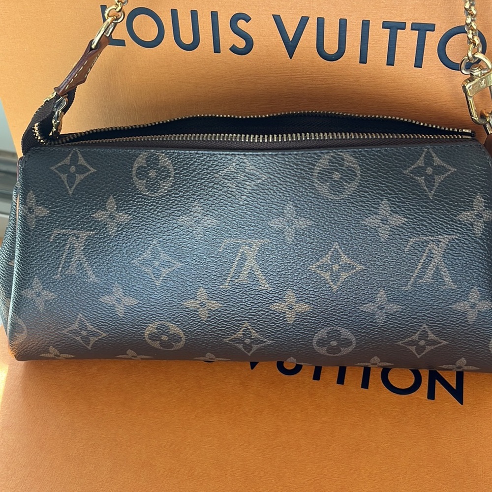 Louis Vuitton Eva - Picture 6 of 7